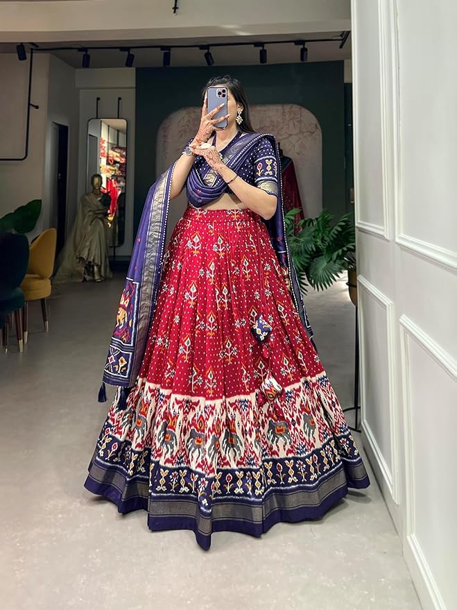 Women's Trending Designeer Tussar Silk Lehenga Choli Print with Foil Work With Unstitched Blouse Patola Print Adorned with Foil Work For Navrati || Wedding