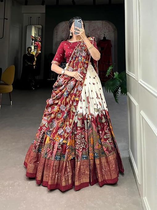 Women's Trending Designeer Tussar Silk Lehenga Choli Print with Foil Work With Unstitched Blouse Patola Print Adorned with Foil Work For Navrati || Wedding
