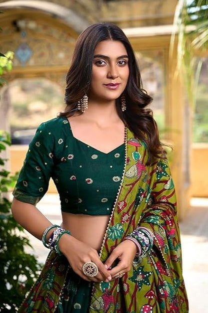 Women's Trending Designeer Tussar Silk Lehenga Choli Print with Foil Work With Unstitched Blouse Patola Print Adorned with Foil Work For Navrati || Wedding