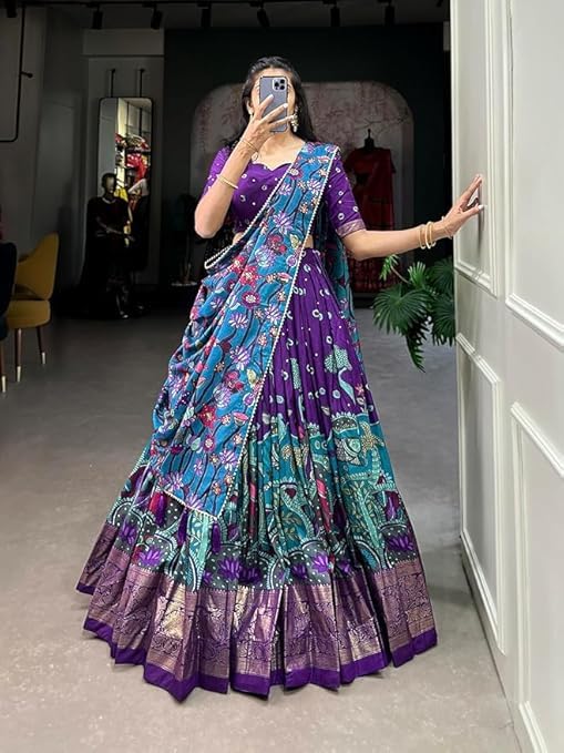 Women's Trending Designeer Tussar Silk Lehenga Choli Print with Foil Work With Unstitched Blouse Patola Print Adorned with Foil Work For Navrati || Wedding