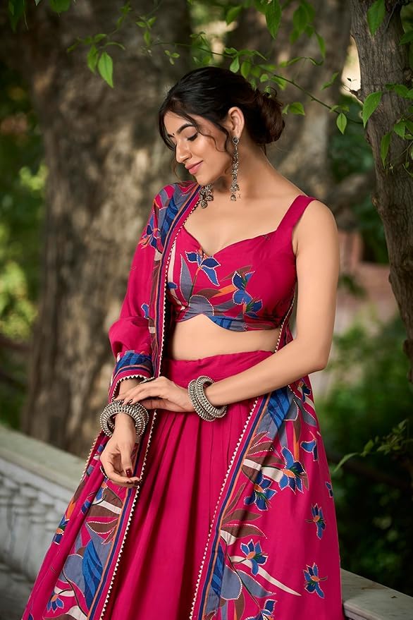 Women's Trending Designeer Tussar Silk Lehenga Choli Print with Foil Work With Unstitched Blouse Patola Print Adorned with Foil Work For Navrati || Wedding