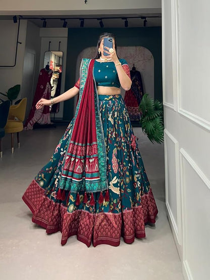 Women's Trending Designeer Tussar Silk Lehenga Choli Print with Foil Work With Unstitched Blouse Patola Print Adorned with Foil Work For Navrati || Wedding