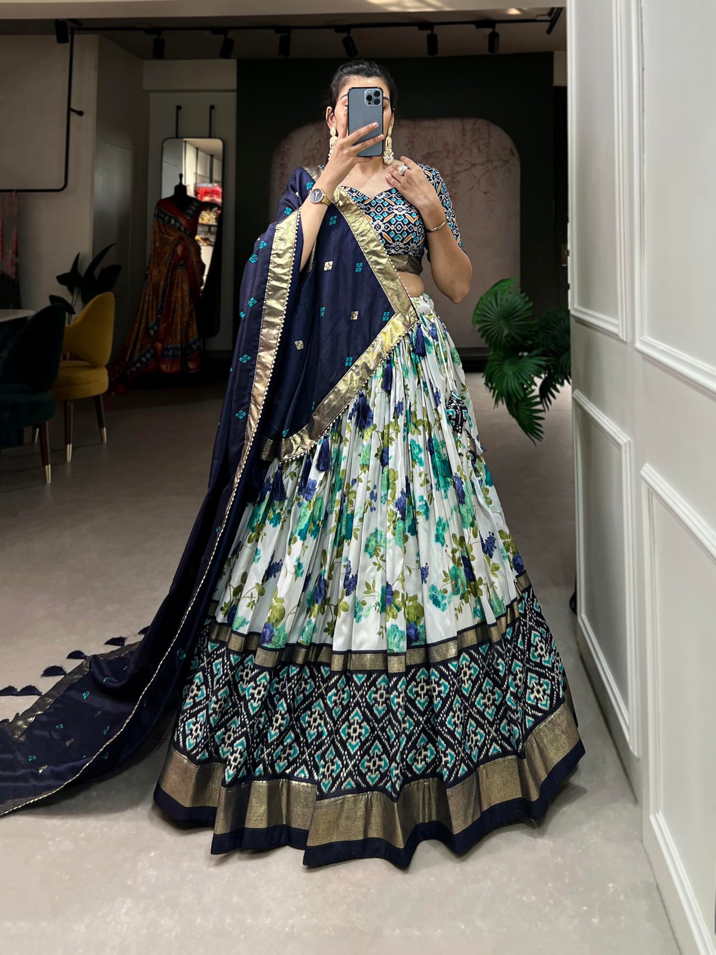 74 COLOR HALFSLIVE Women's Trending Designeer Tussar Silk Lehenga Choli Print with Foil Work With Unstitched Blouse Patola Print Adorned with Foil Work For Navrati || Wedding