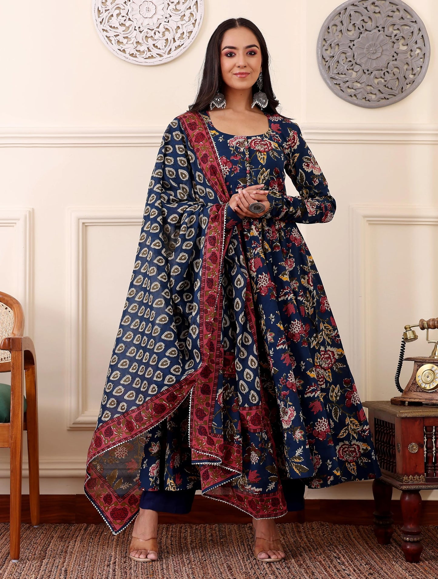 KLOSIA Women's Viscose Kurta and Pant with Dupatta Set
