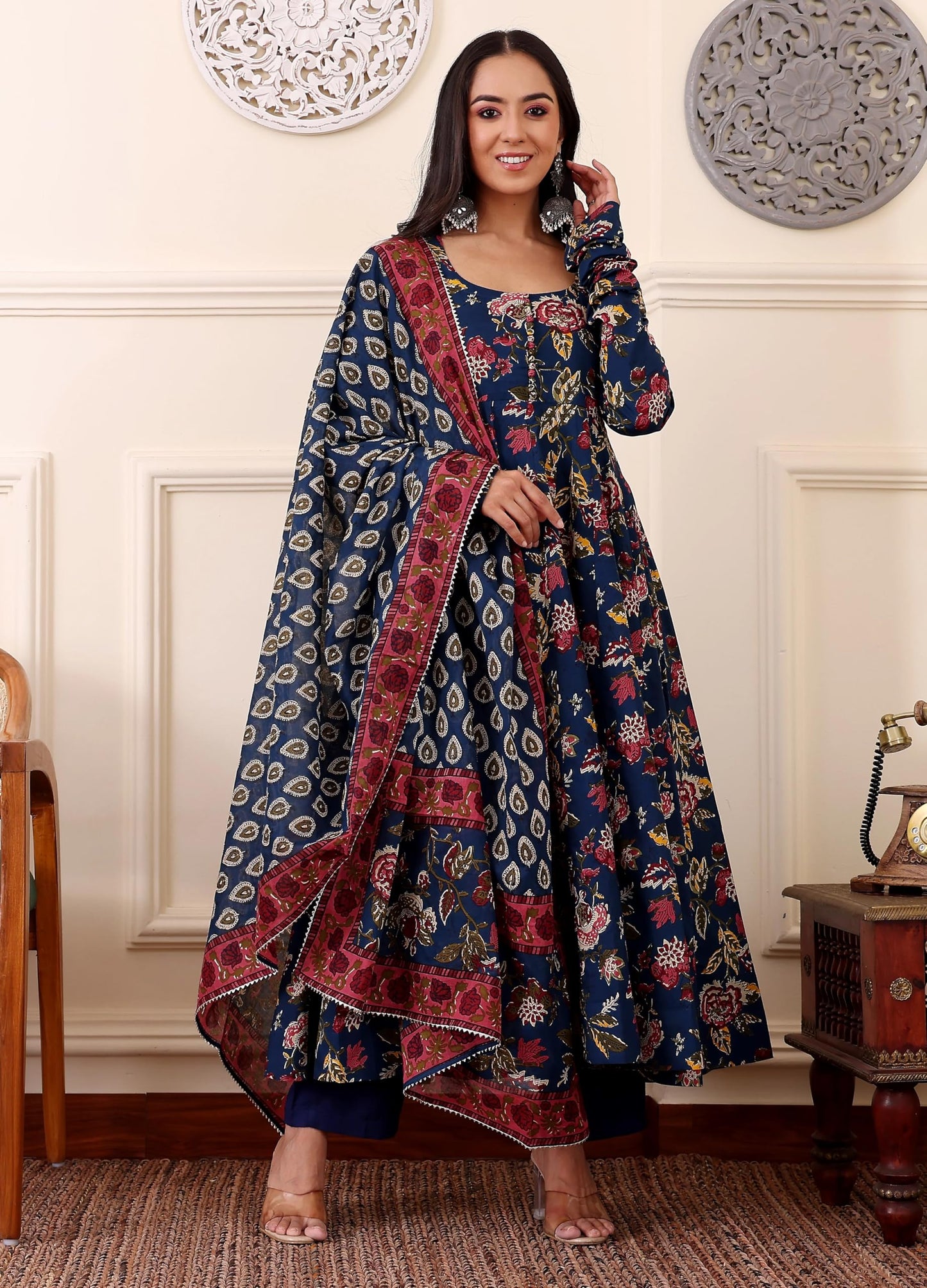 KLOSIA Women's Viscose Kurta and Pant with Dupatta Set