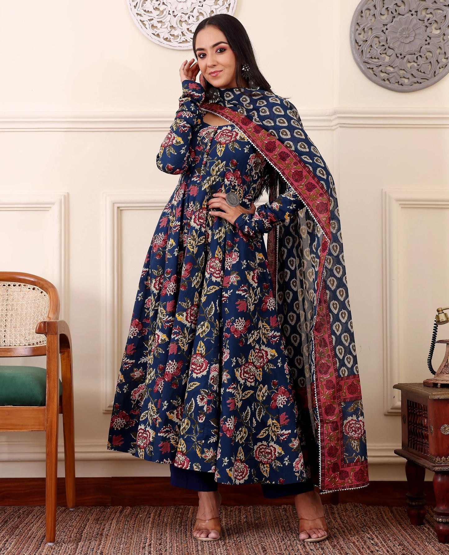 KLOSIA Women's Viscose Kurta and Pant with Dupatta Set